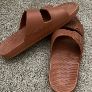 Freedom moses sandals